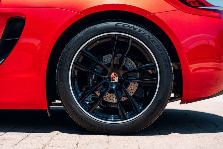 Porsche 981 Cayman