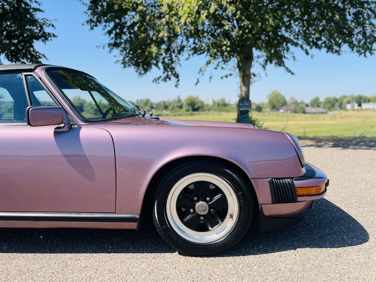 Porsche 911 Carrera 3.2 (US)