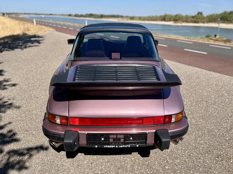 Porsche 911 Carrera 3.2 (US)