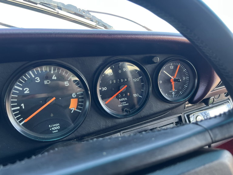 Porsche 911 Carrera 3.2 (US)