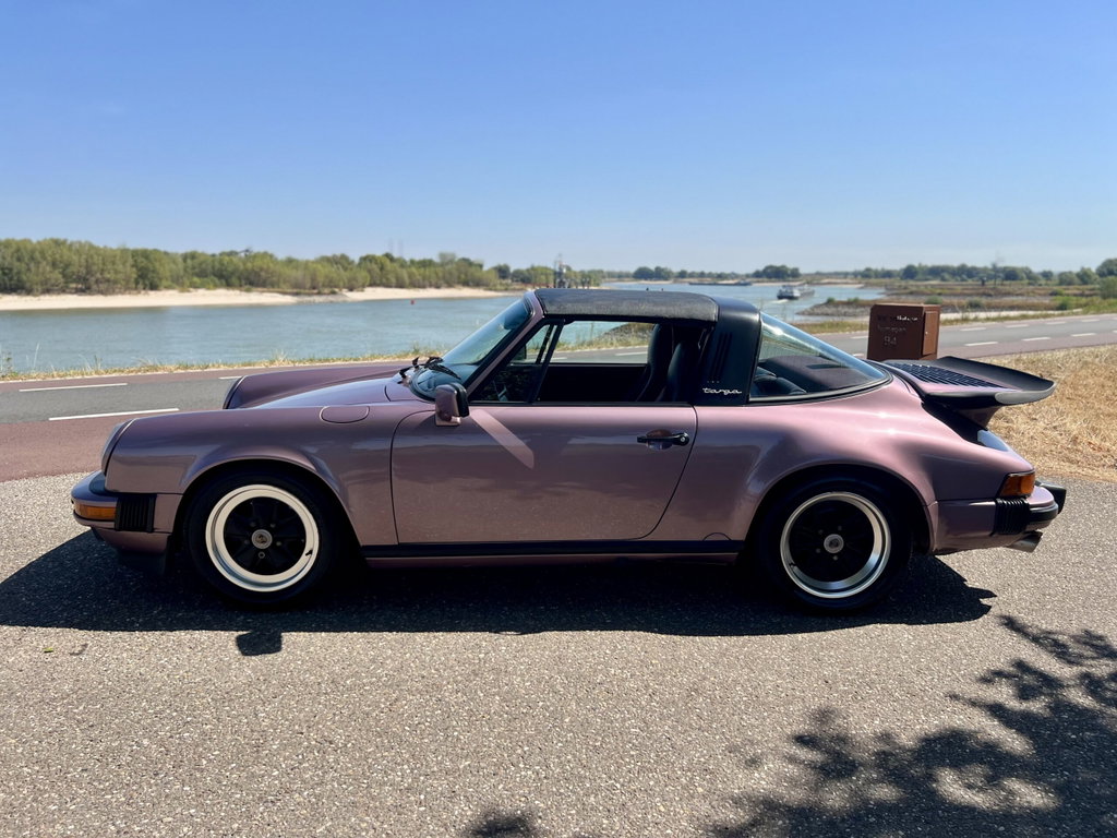 Porsche 911 Carrera 3.2 (US)