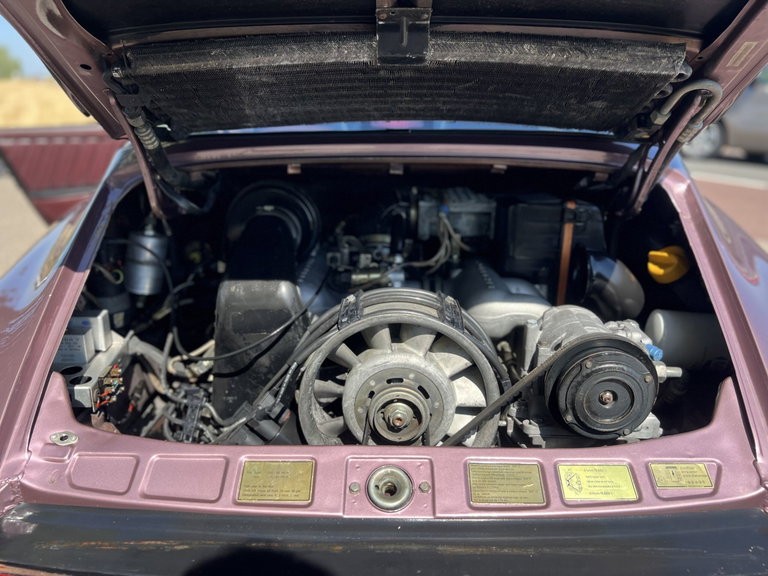 Porsche 911 Carrera 3.2 (US)