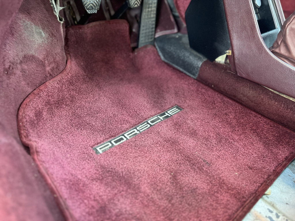 Porsche 911 Carrera 3.2 (US)