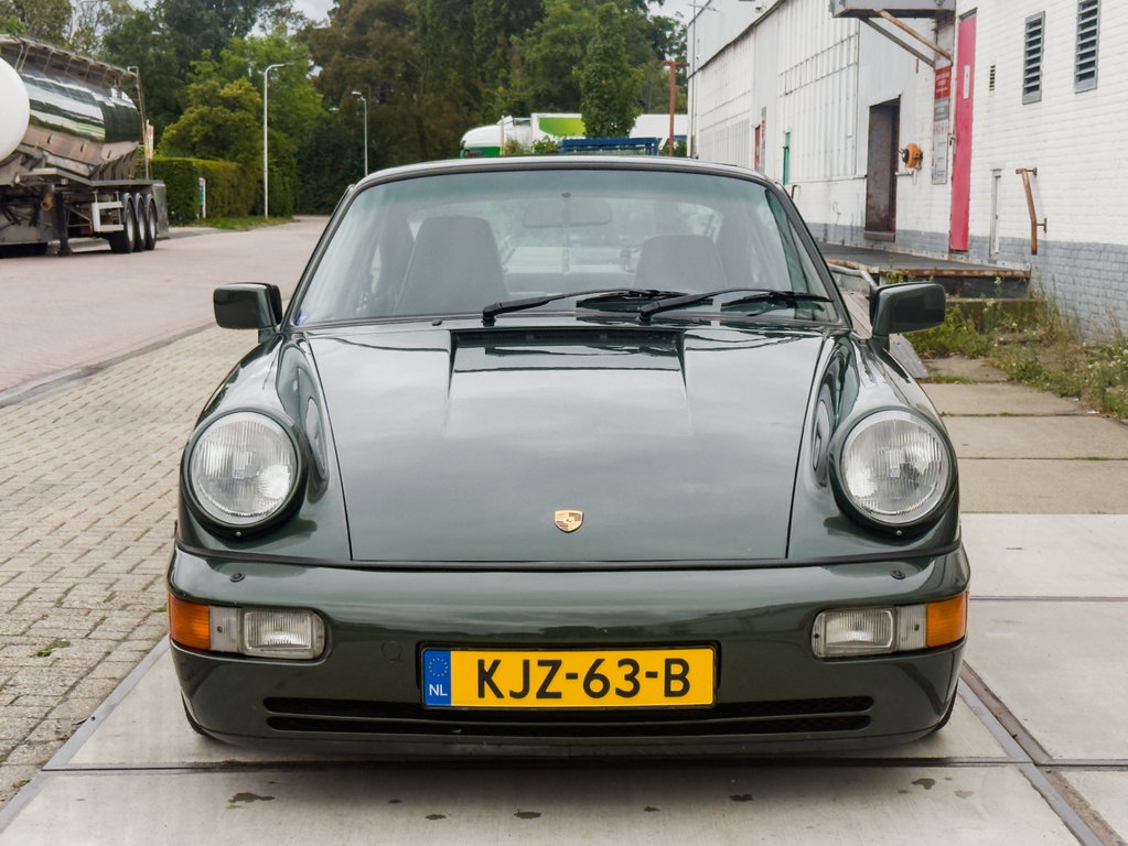 Porsche 964 Carrera 4