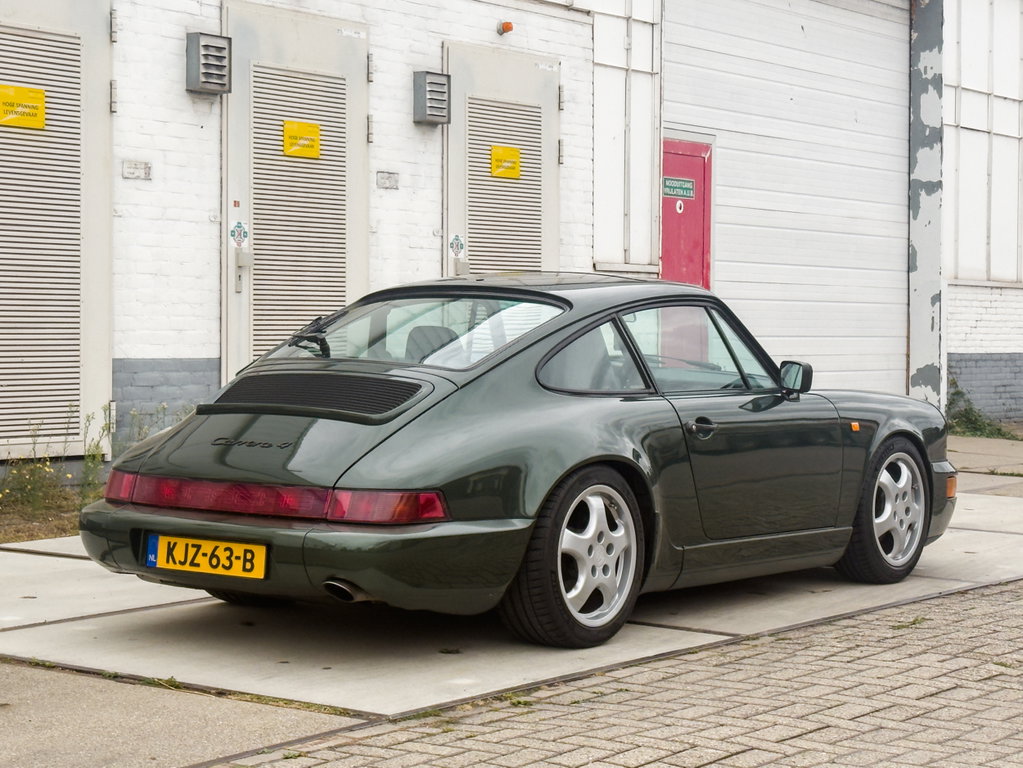 Porsche 964 Carrera 4