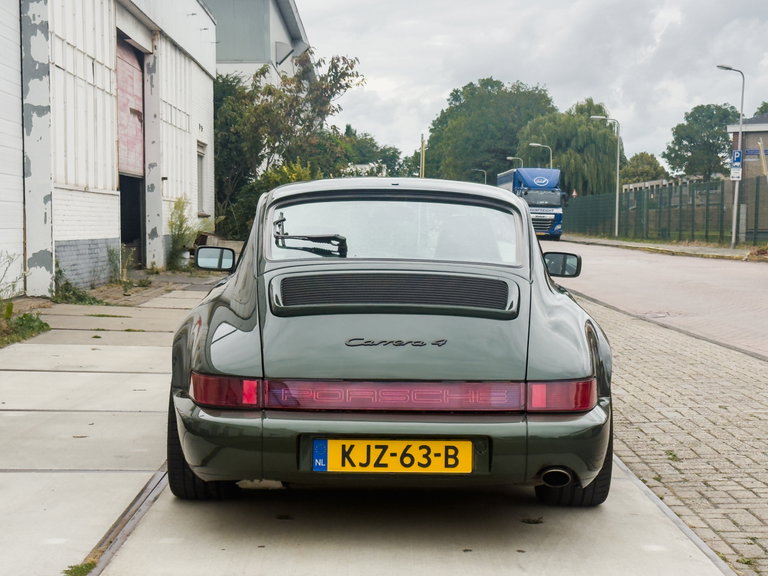Porsche 964 Carrera 4