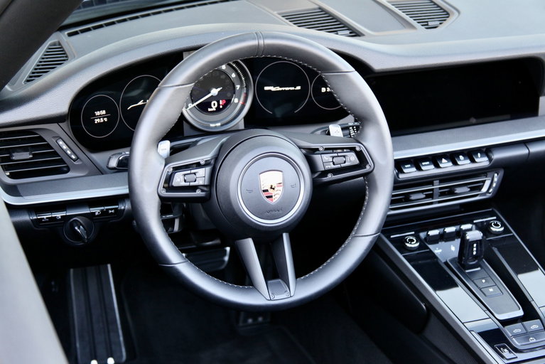 Porsche 992 Carrera S