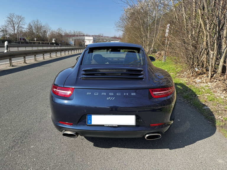 Porsche 991 Carrera