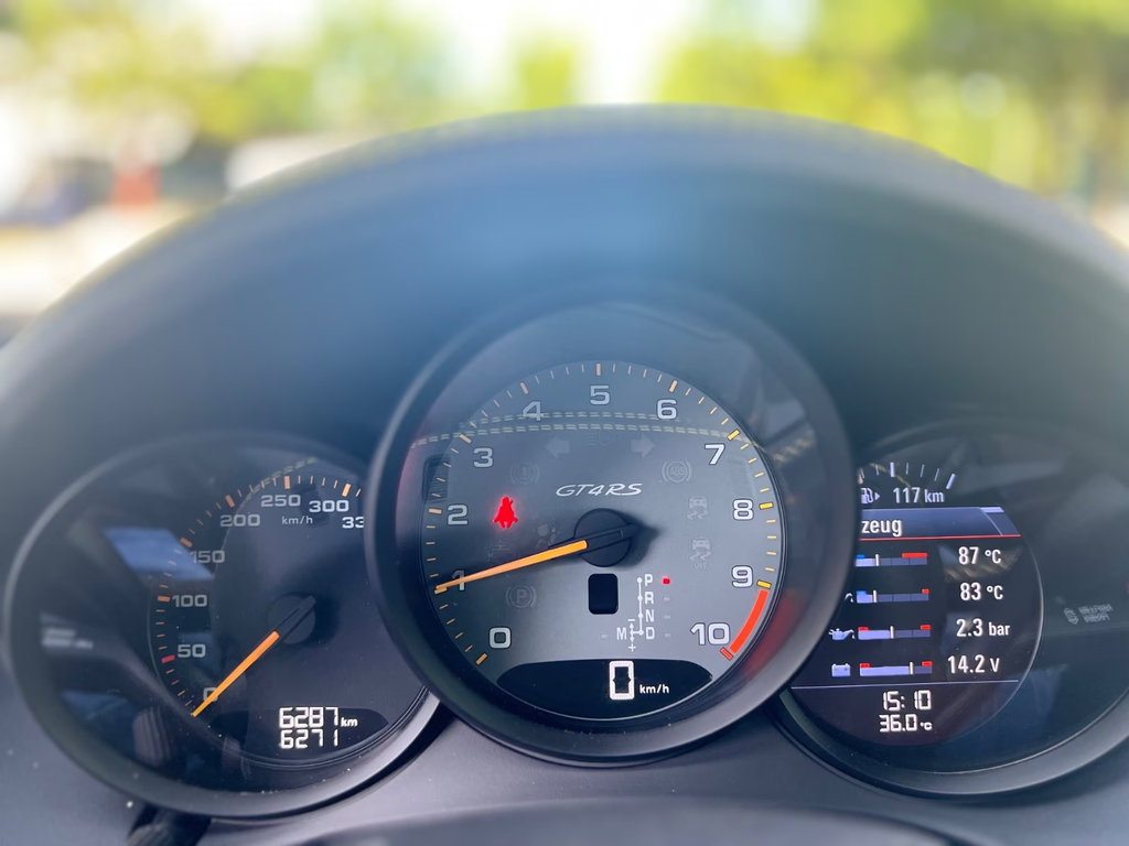 Porsche 718 Cayman GT4 RS