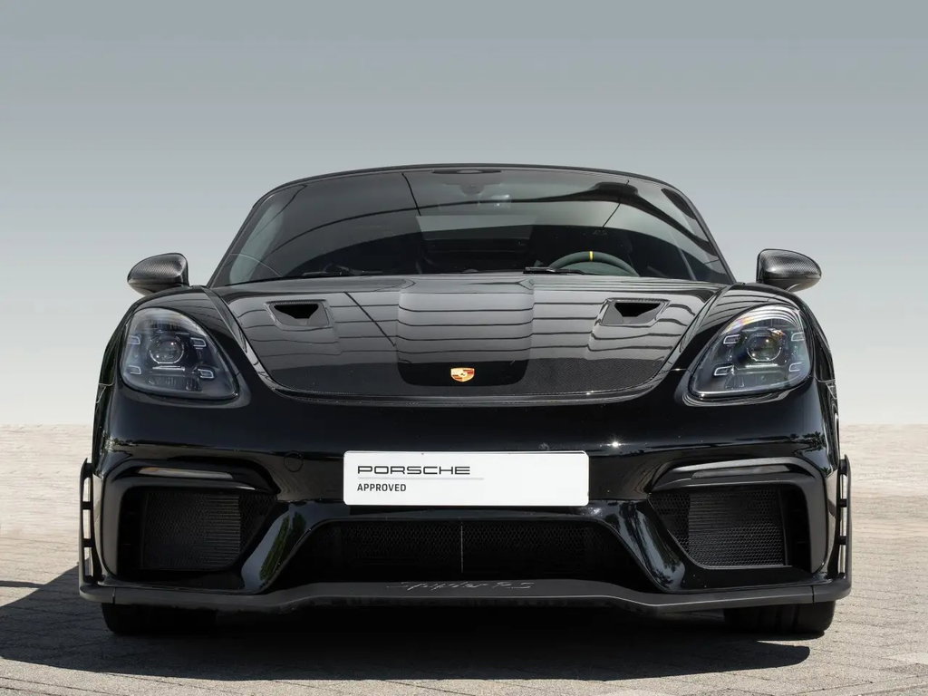 Porsche 718 Spyder RS