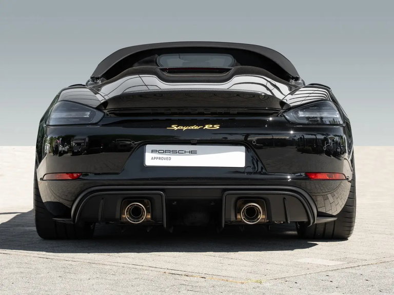 Porsche 718 Spyder RS