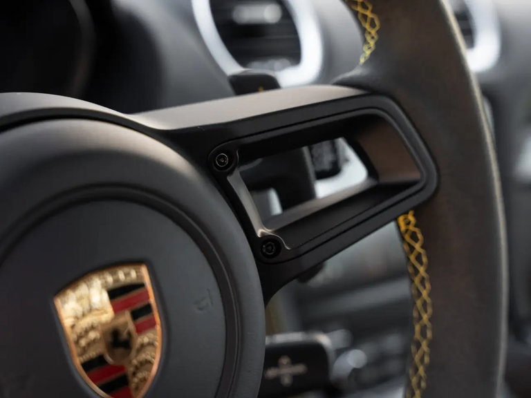 Porsche 718 Spyder RS