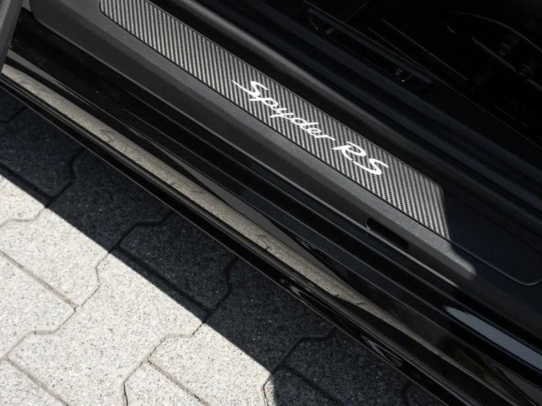 Porsche 718 Spyder RS