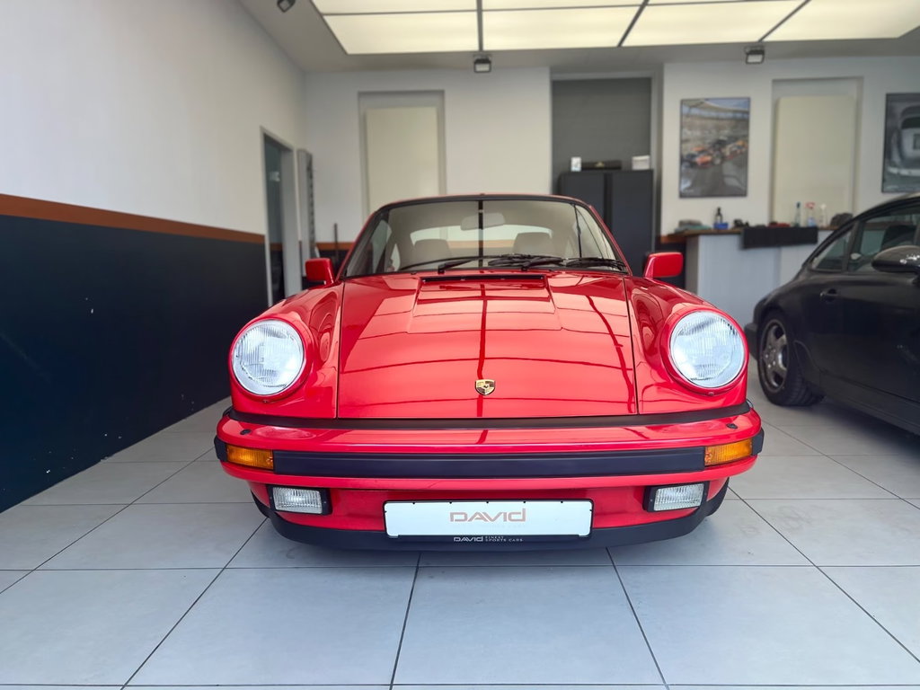 Porsche 911 Carrera 3.2