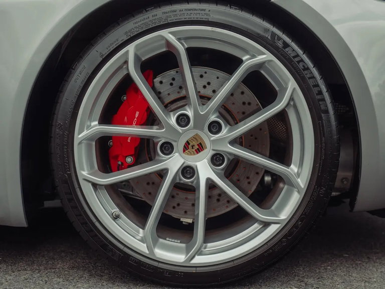 Porsche 718 Spyder