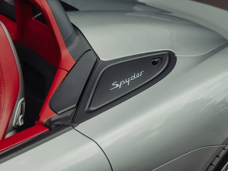 Porsche 718 Spyder