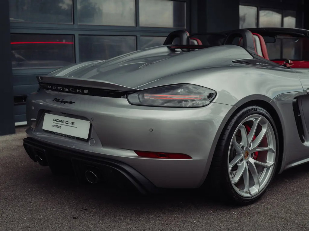 Porsche 718 Spyder