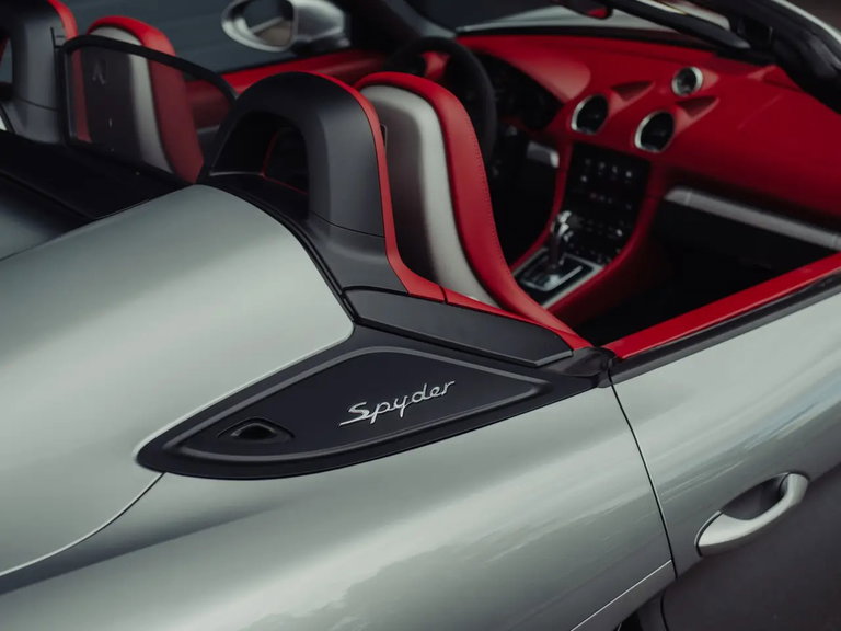 Porsche 718 Spyder