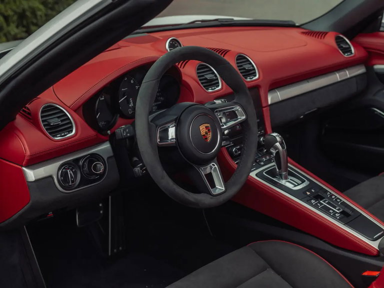 Porsche 718 Spyder