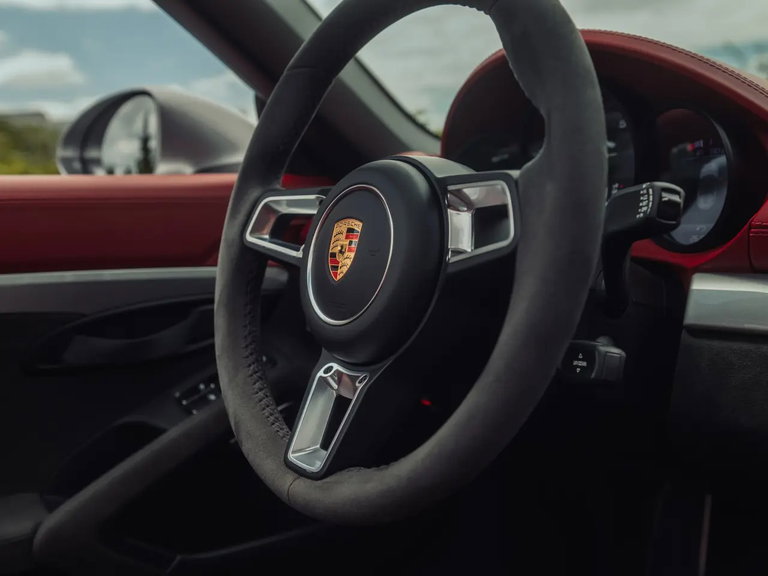 Porsche 718 Spyder