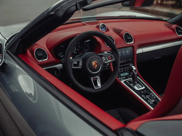 Porsche 718 Spyder