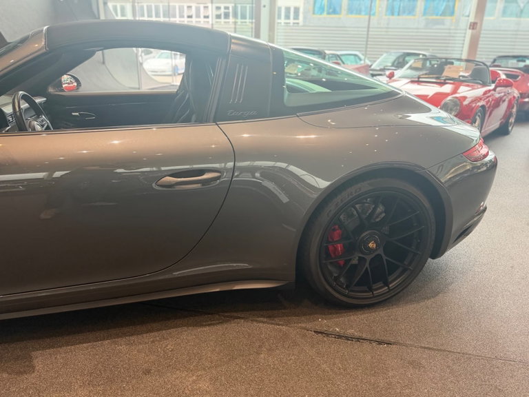Porsche 991.2 Targa 4 GTS
