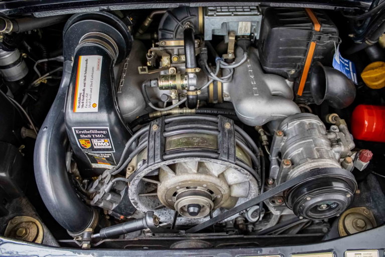 Porsche 911 Carrera 3.2 « 25 Jahre 911 »