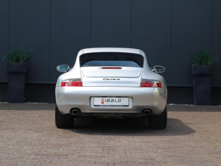 Porsche 996 Carrera