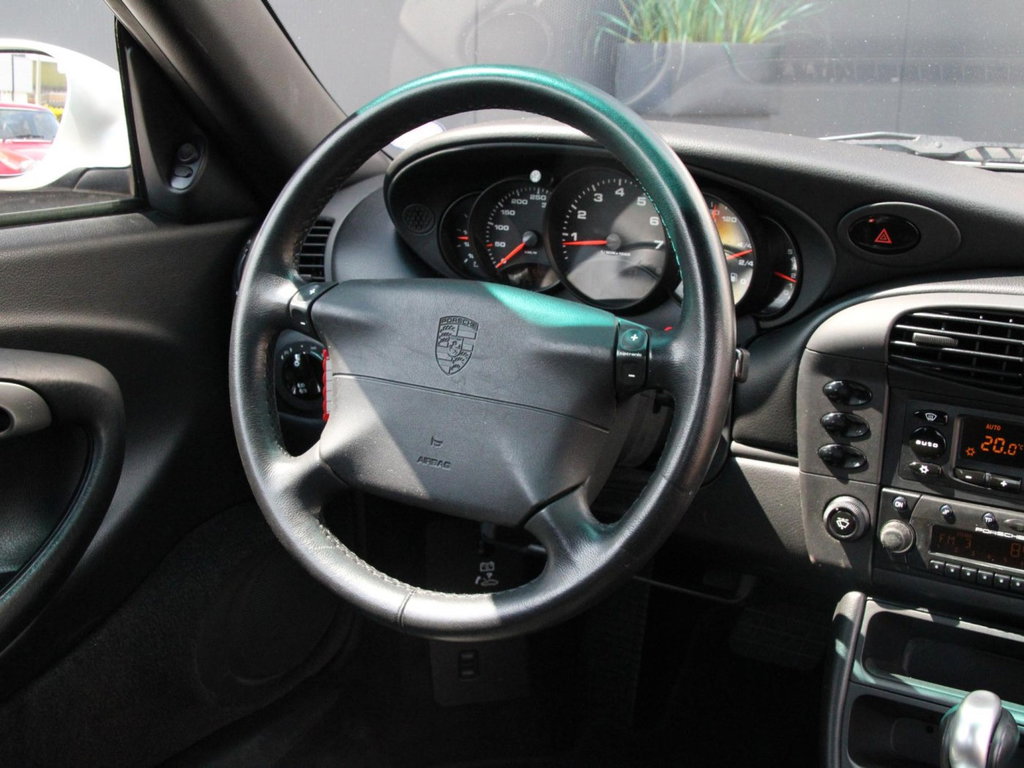 Porsche 996 Carrera