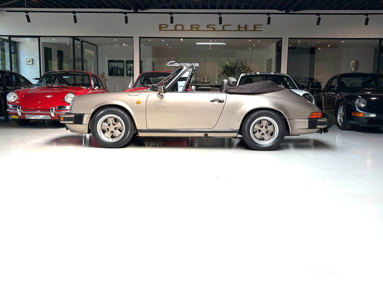 Porsche 911 Carrera 3.2
