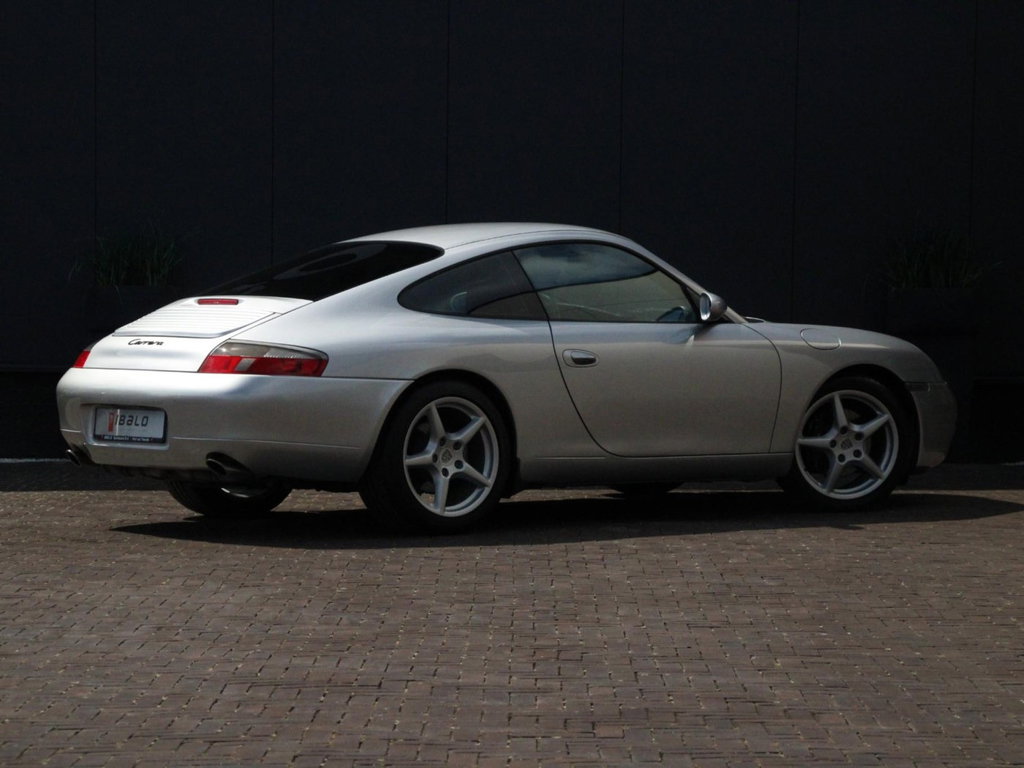 Porsche 996 Carrera