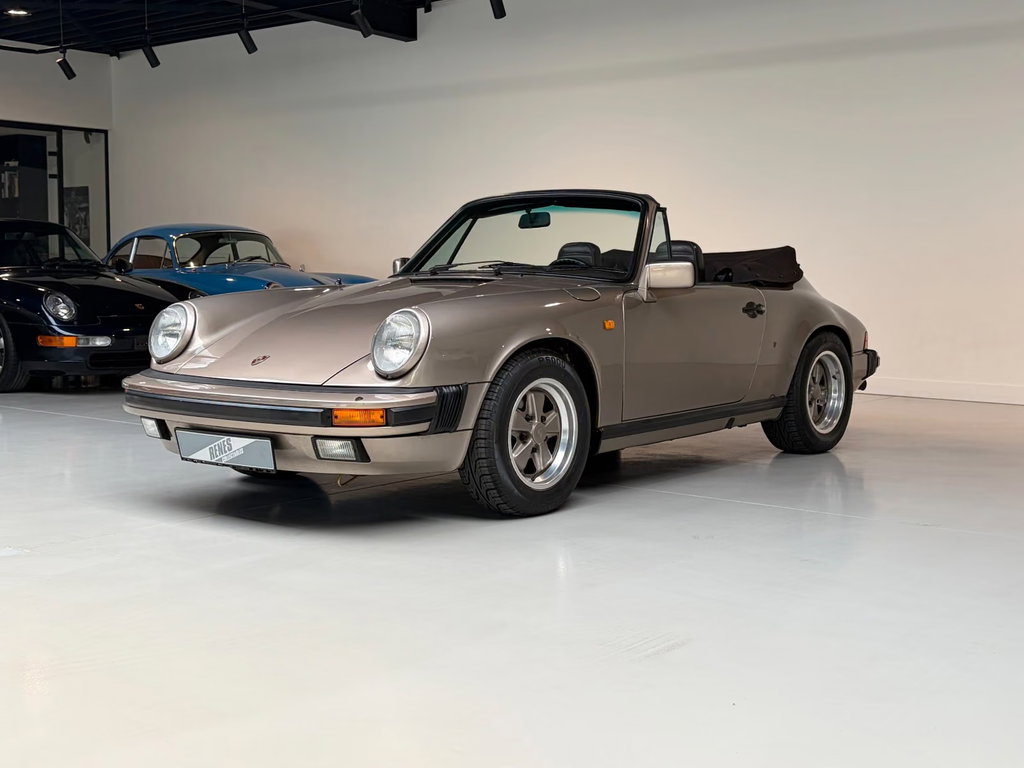Porsche 911 Carrera 3.2