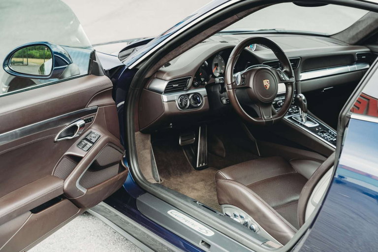Porsche 991 Carrera 4S