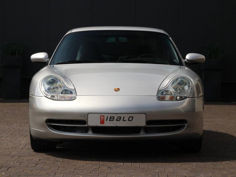 Porsche 996 Carrera