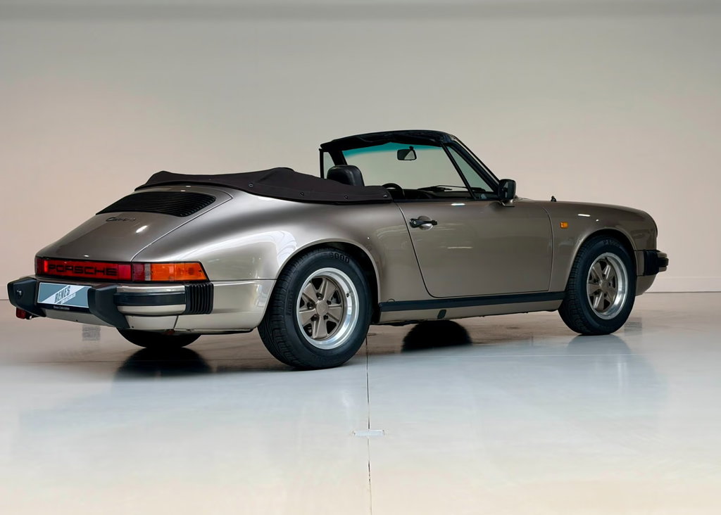 Porsche 911 Carrera 3.2