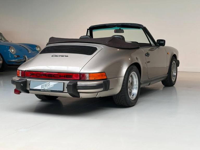 Porsche 911 Carrera 3.2