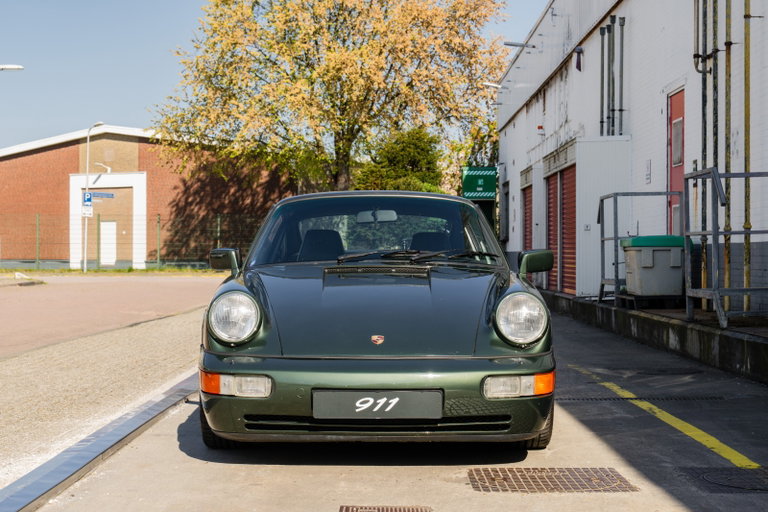 Porsche 964 Carrera 4