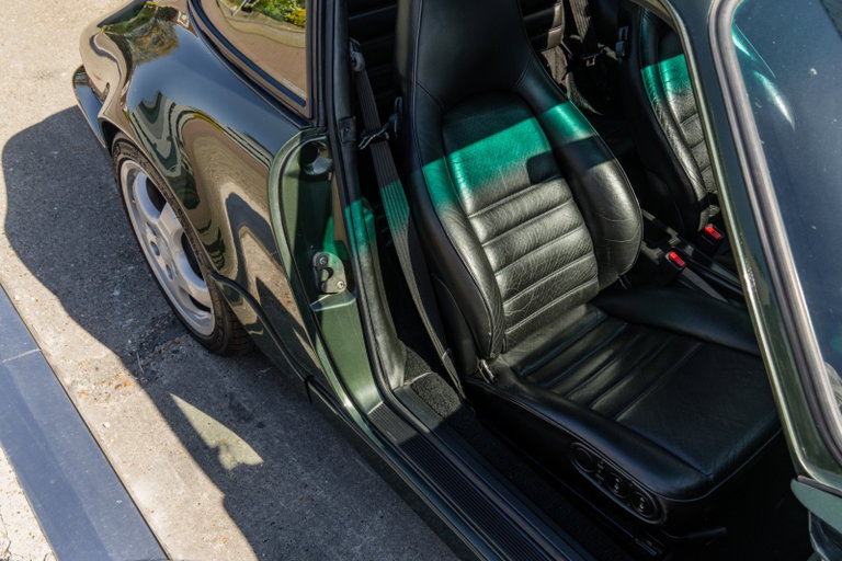 Porsche 964 Carrera 4