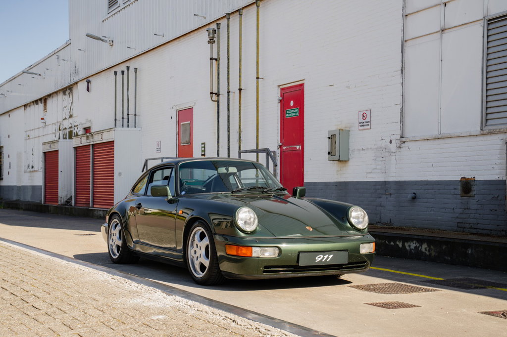 Porsche 964 Carrera 4