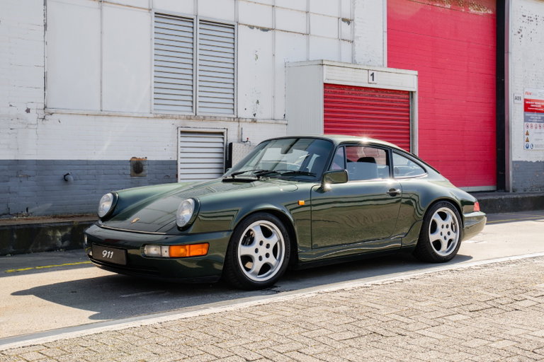 Porsche 964 Carrera 4