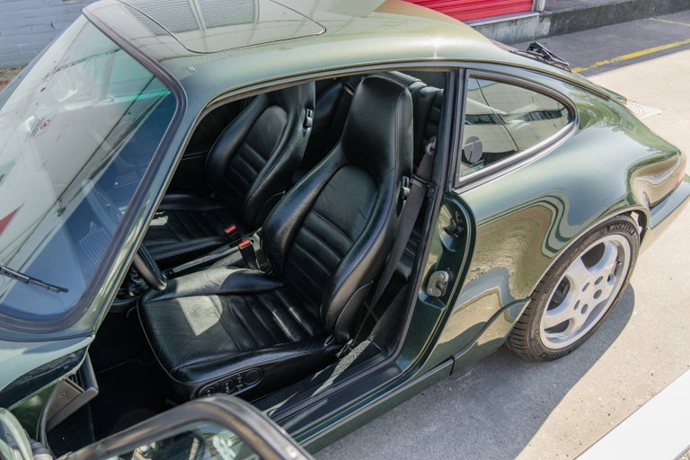 Porsche 964 Carrera 4