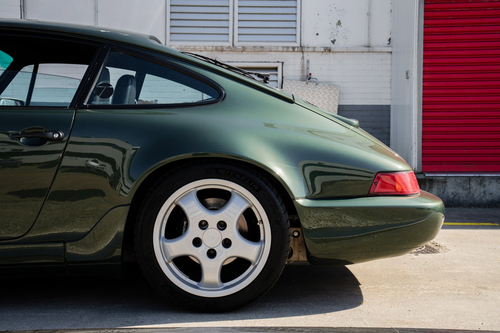 Porsche 964 Carrera 4