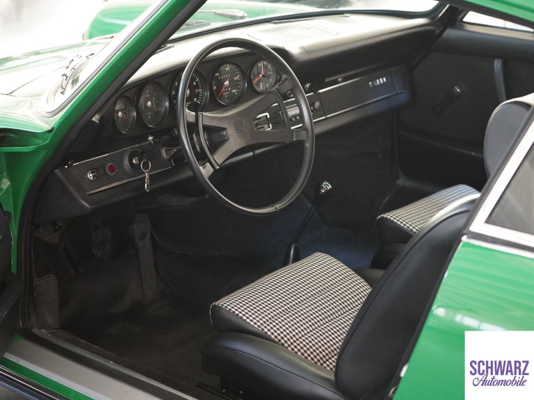 Porsche 911 E