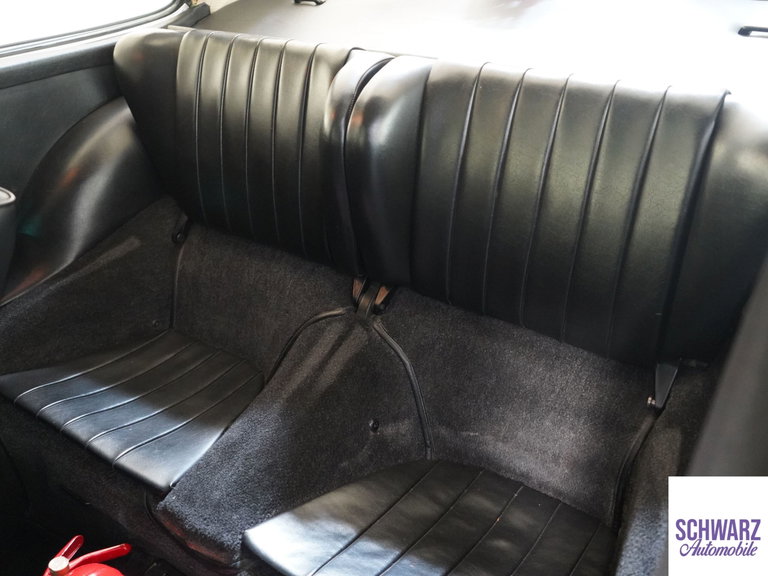 Porsche 911 E