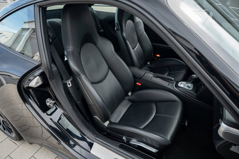 Porsche 997.2 Carrera GTS