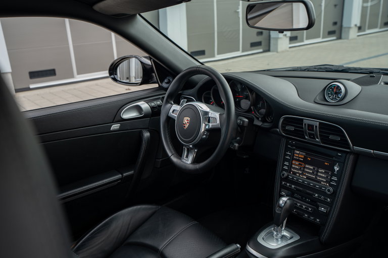 Porsche 997.2 Carrera GTS