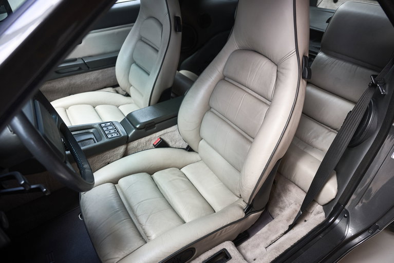 Porsche 928 S4