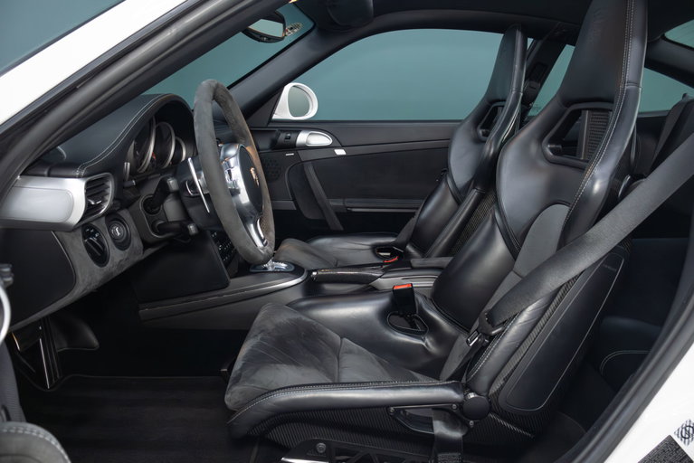 Porsche 997.2 Carrera GTS