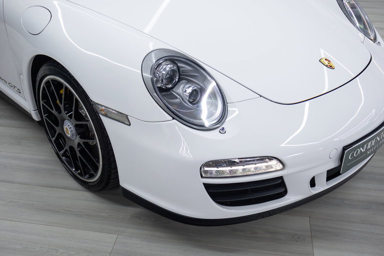 Porsche 997.2 Carrera GTS