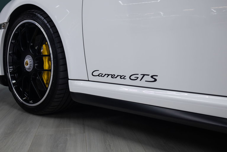 Porsche 997.2 Carrera GTS